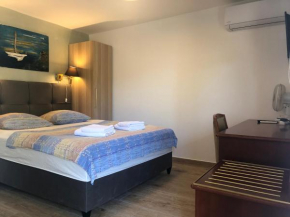 Double room with bathroom, WiFi, airco, parking, washing machine, grill